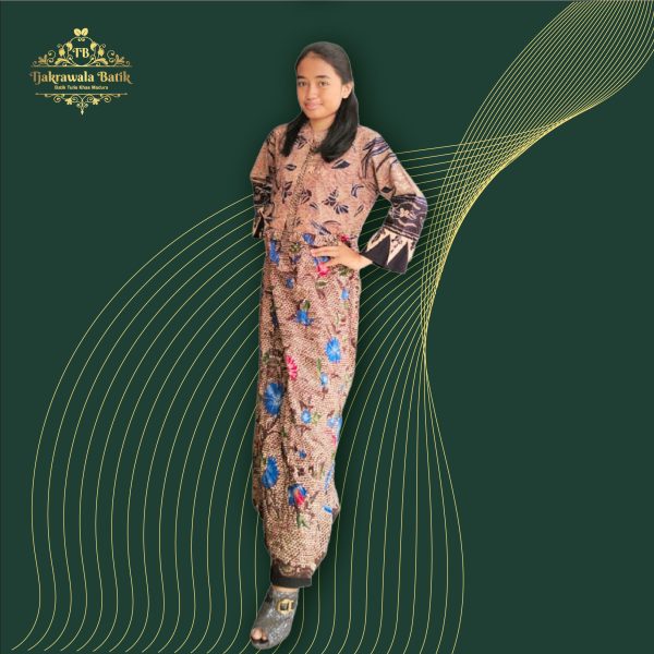 Dress Wanita Batik Tulis Kombinasi Tanjung Bumi (Tanjung Bumi Combination Batik Women's Dress)